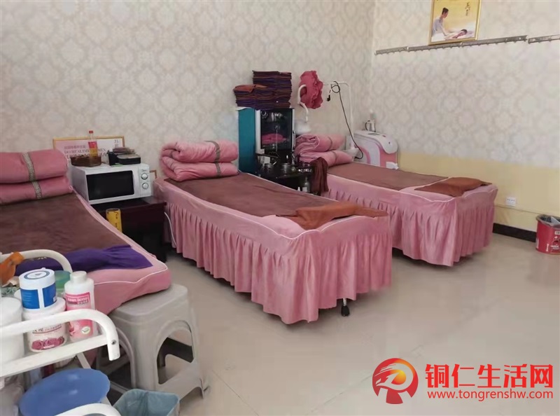 美容院轉(zhuǎn)讓，客源穩(wěn)定，接手即可經(jīng)營(yíng)??！