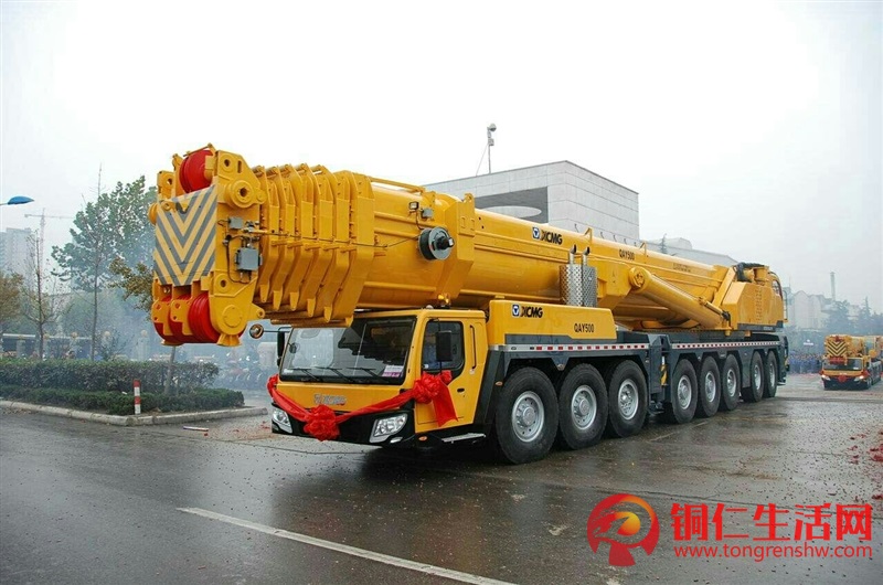 銅仁市吊車出租，銅仁市大件吊裝，銅仁市隨車吊出租。